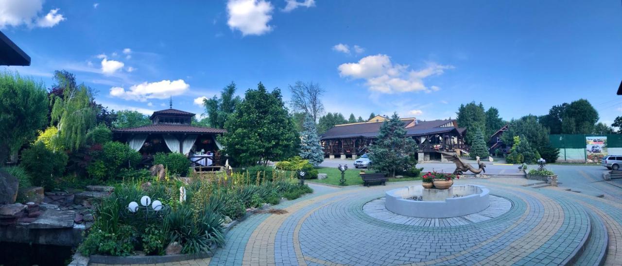Міні-Готель "Еко" Kamianets-Podilskyi Exterior foto